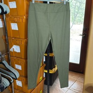 NEW Lularoe TC Tall & Curvy Olive Green Leggings Size 12-18